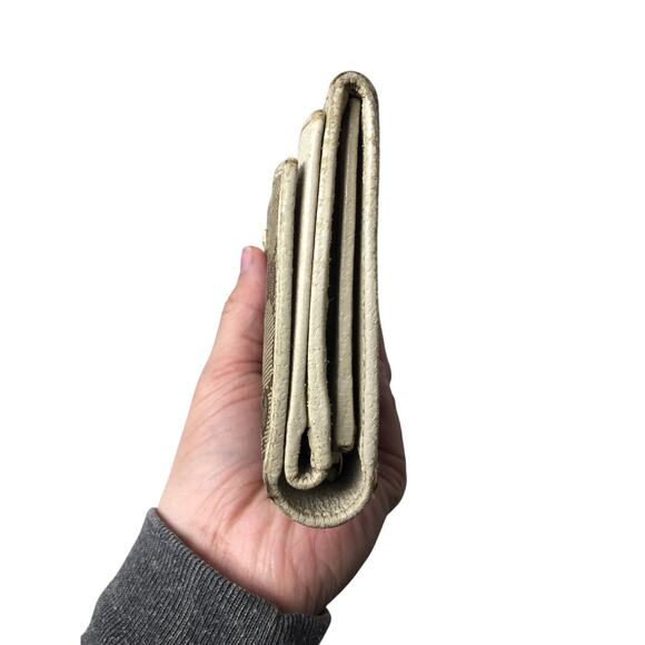Gucci GG Canvas Beige and White Leather Double Layer Long Wallet - Picture 9 of 16